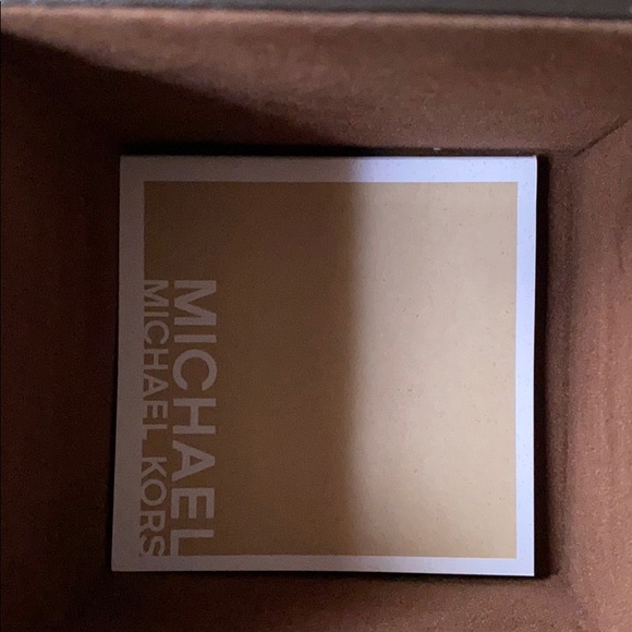 Michael Kors Watch - Picture 4 of 5